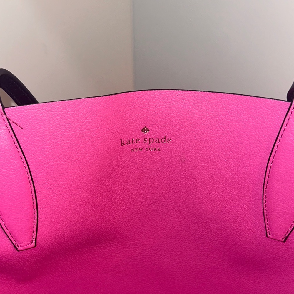 Kate Spade Black Tote with Colorful Parrot Design - Picture 5 of 16